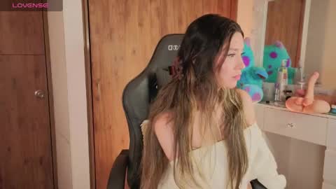jessica__04 online show from May 8, 1:55 am