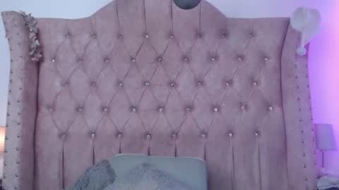 Jessica  online show from April 9, 6:46 pm