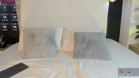 Snapshot of jessica_montez05 chatting on October 15, 5:46 pm jessica_montez05 online show from October 15, 5:46 pm