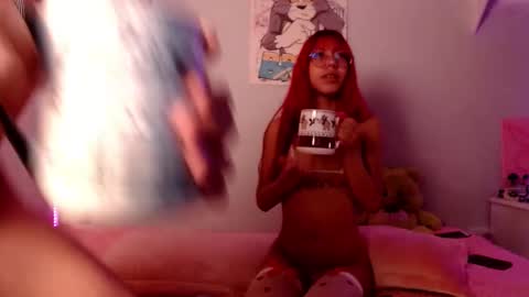 Jess And Rogger independents online show from November 28, 10:29 am