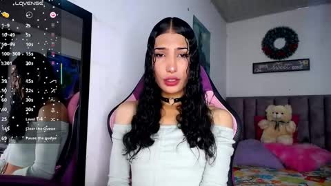 Snapshot of jessica_princess8511 chatting on May 13, 12:13 pm jessica_princess8511 online show from May 13, 12:13 pm