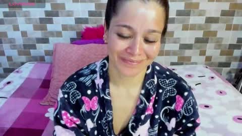 jessimodel independient online show from March 29, 4:51 pm