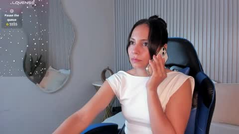 jessica_taylor_22 online show from April 7, 7:36 pm