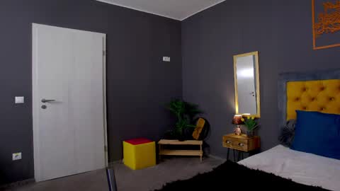 Jessica White online show from May 14, 4:41 am