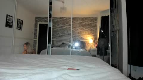 Snapshot of jessiebella0210_ chatting on July 19, 10:57 pm jessiebella0210_ online show from July 19, 10:57 pm