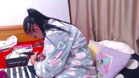 Snapshot of jessiestar3 chatting on October 21, 9:37 pm jessiestar3 online show from October 21, 9:37 pm