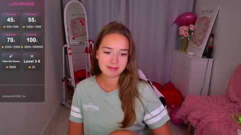 Jessi online show from February 18, 1:51 pm