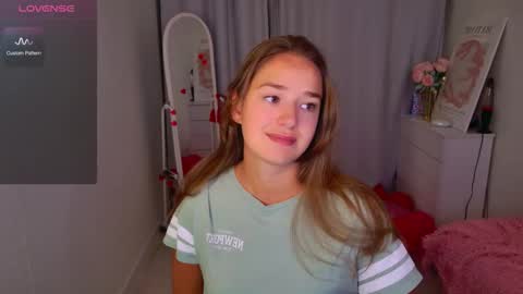 Jessi online show from February 21, 1:56 pm