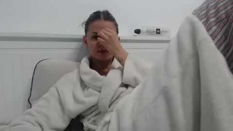 jessieryan online show from October 16, 2:56 am