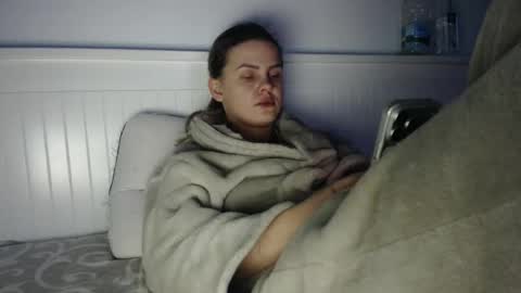 jessieryan online show from December 15, 6:39 am