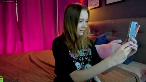 Snapshot of jessiexxiv chatting on February 25, 9:08 am Jessie online show from February 25, 9:08 am