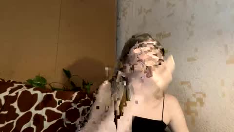Snapshot of jessika_evans chatting on April 28, 11:26 am jessika_evans online show from April 28, 11:26 am