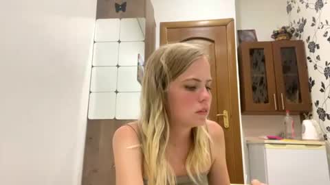 Snapshot of jessika_evans chatting on July 18, 7:50 pm jessika_evans online show from July 18, 7:50 pm