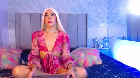 JESS online show from December 10, 4:34 am