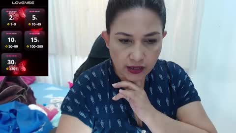 paola online show from December 26, 2:59 pm