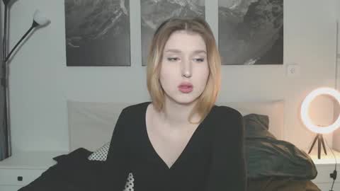 jessstonem online show from September 25, 7:50 pm