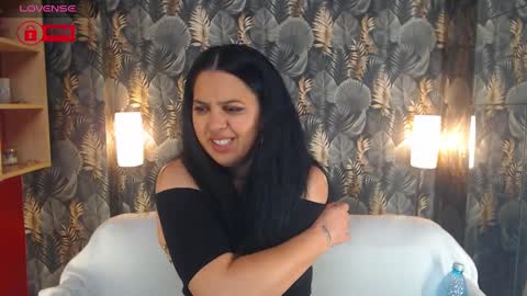 Snapshot of jessthewicked chatting on December 3, 9:12 pm JessTheWicked online show from December 3, 9:12 pm