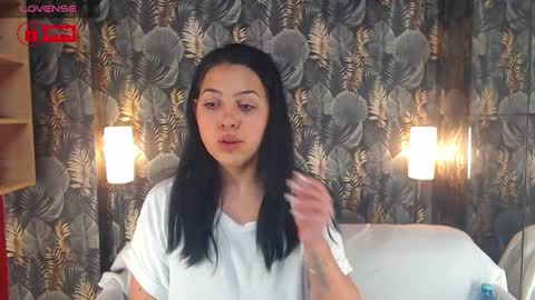 Snapshot of jessthewicked chatting on December 21, 2:47 pm JessTheWicked online show from December 21, 2:47 pm
