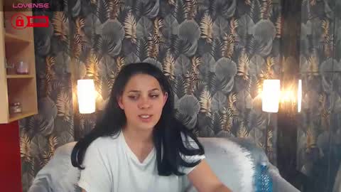 Snapshot of jessthewicked chatting on February 3, 6:39 pm JessTheWicked online show from February 3, 6:39 pm