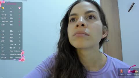 Snapshot of jessye_golden chatting on November 15, 12:52 am jessye_golden online show from November 15, 12:52 am