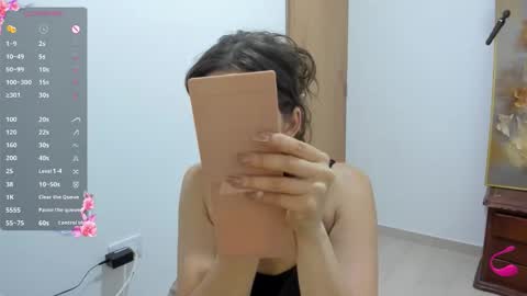 Snapshot of jessye_golden chatting on November 30, 12:03 am jessye_golden online show from November 30, 12:03 am