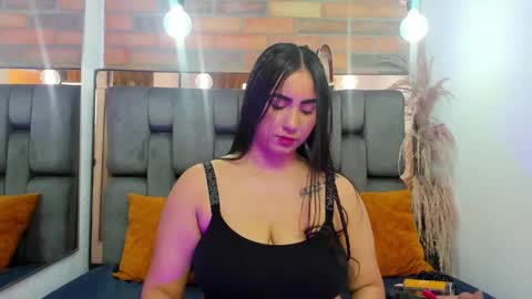 JESSY CORTES online show from September 10, 2:06 pm