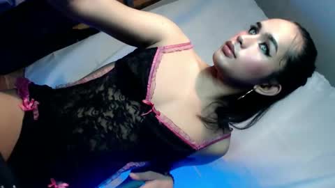 Snapshot of jessylicioushh chatting on December 5, 6:44 pm jessylicioushh online show from December 5, 6:44 pm