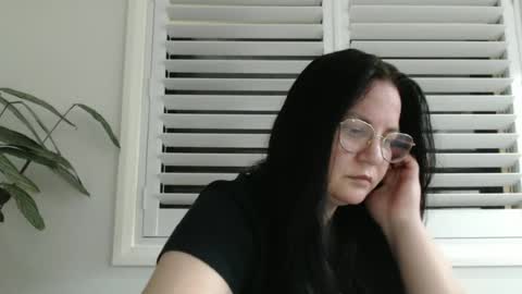 OnlyJessy online show from June 15, 9:11 am