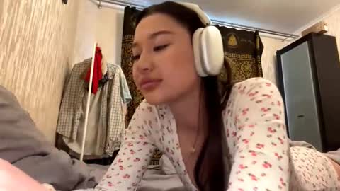 Snapshot of jesusitacatts chatting on October 19, 7:53 am Lynn online show from October 19, 7:53 am