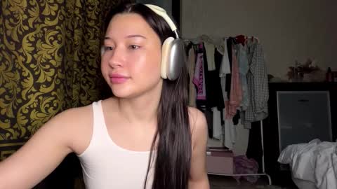 Snapshot of jesusitacatts chatting on November 18, 6:40 am Lynn online show from November 18, 6:40 am