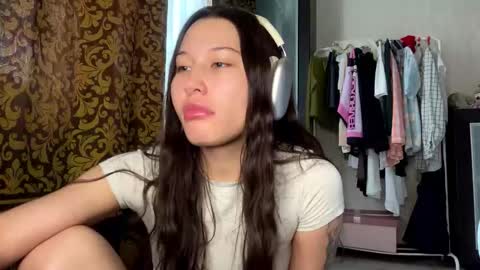 Snapshot of jesusitacatts chatting on November 20, 9:20 am Lynn online show from November 20, 9:20 am