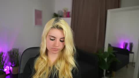 Jet online show from March 15, 8:04 pm