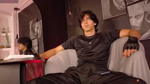 jett_savage online show from December 1, 1:05 pm