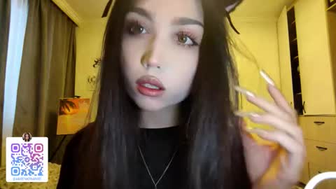 I am Gina ntmu Lets hit 10 Thumbs Up together online show from January 8, 6:26 am