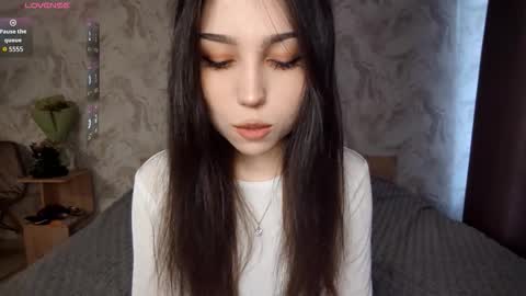 I am Gina ntmu Lets hit 10 Thumbs Up together online show from March 31, 1:22 pm