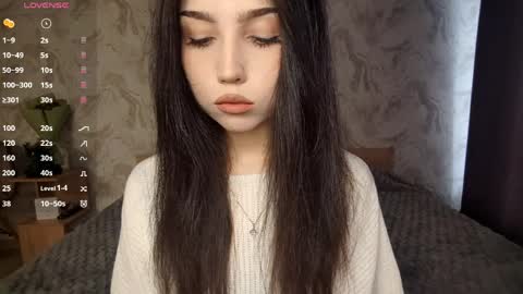 I am Gina ntmu Lets hit 10 Thumbs Up together online show from April 4, 9:29 am