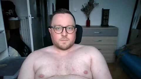 jeuneloup92 online show from February 17, 4:57 pm