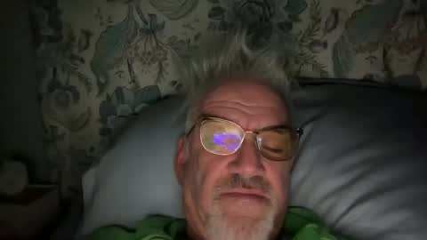 Snapshot of jewlronny chatting on February 2, 5:17 am jewlronny online show from February 2, 5:17 am