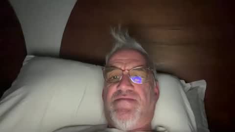 Snapshot of jewlronny chatting on February 23, 7:06 am jewlronny online show from February 23, 7:06 am