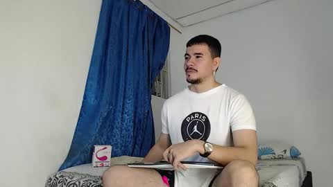 Juan David online show from October 22, 12:44 am