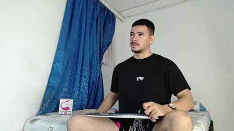 Juan David online show from October 30, 11:00 am