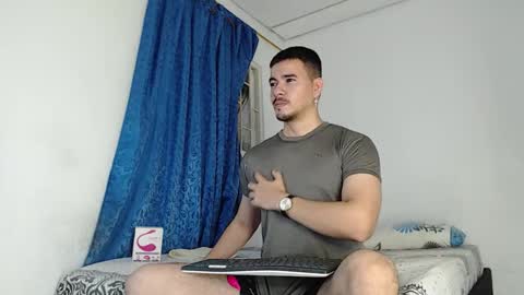 Juan David online show from November 5, 12:43 am