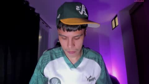 Jeyden Camilo online show from December 19, 11:01 pm