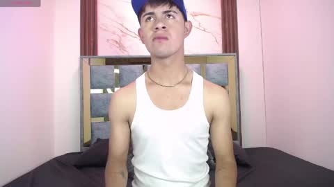 Snapshot of jeyko_king chatting on June 2, 1:02 pm jeyko_king online show from June 2, 1:02 pm