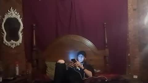 Snapshot of jf12334 chatting on January 16, 8:33 am NedeledeN online show from January 16, 8:33 am