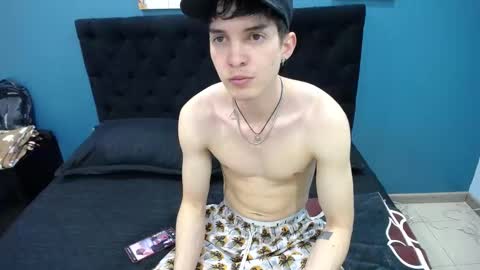 Snapshot of jheampiero chatting on November 3, 2:07 pm Jheampiero online show from November 3, 2:07 pm