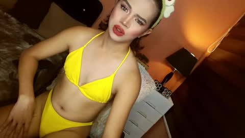 Snapshot of jhenagoddess chatting on October 30, 10:21 pm JHENA online show from October 30, 10:21 pm