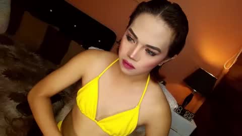 Snapshot of jhenagoddess chatting on November 3, 2:57 am JHENA online show from November 3, 2:57 am