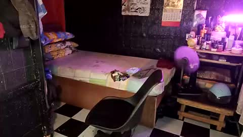 jherry26 online show from October 12, 3:00 pm