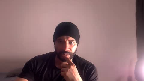 Snapshot of jho173027 chatting on November 18, 6:23 pm En moreno online show from November 18, 6:23 pm